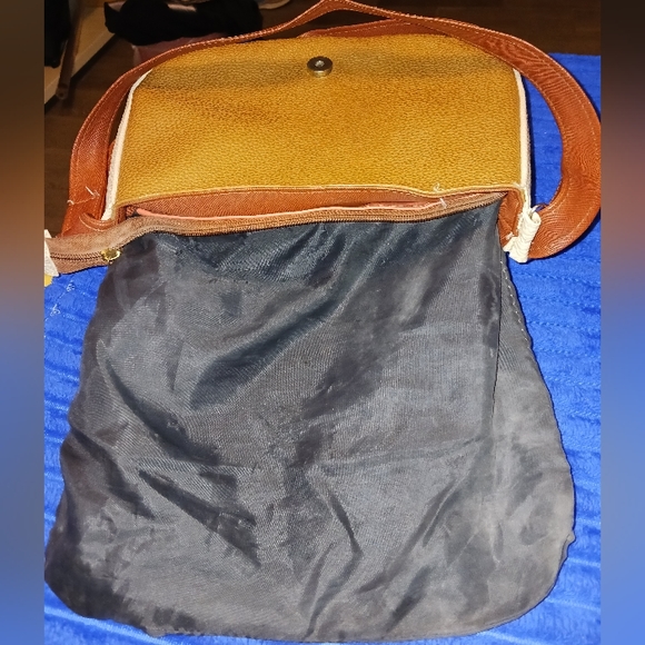 Pruse - Picture 3 of 12